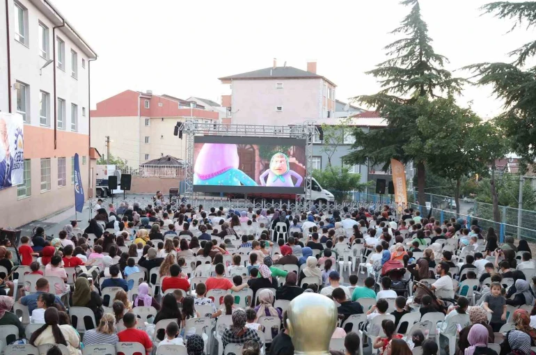Gebze’de açık hava sineması etkinliklerinin adresi Köşklüçeşme oldu