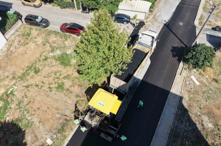 Gebze’de Gaziler Mahallesi’nin yolları asfaltlanıyor