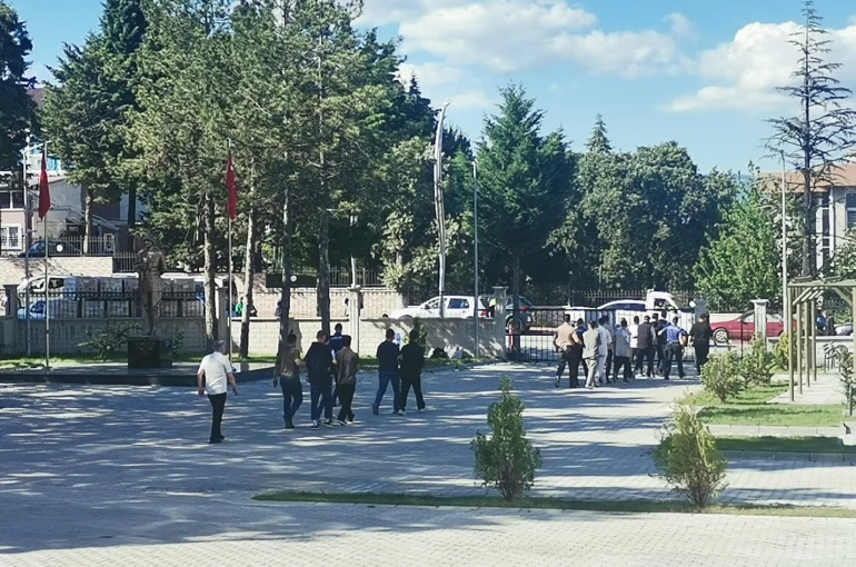 Gediz’deki çocuk istismarı soruşturmasında serbest bırakılan 1 şüpheli daha tutuklandı