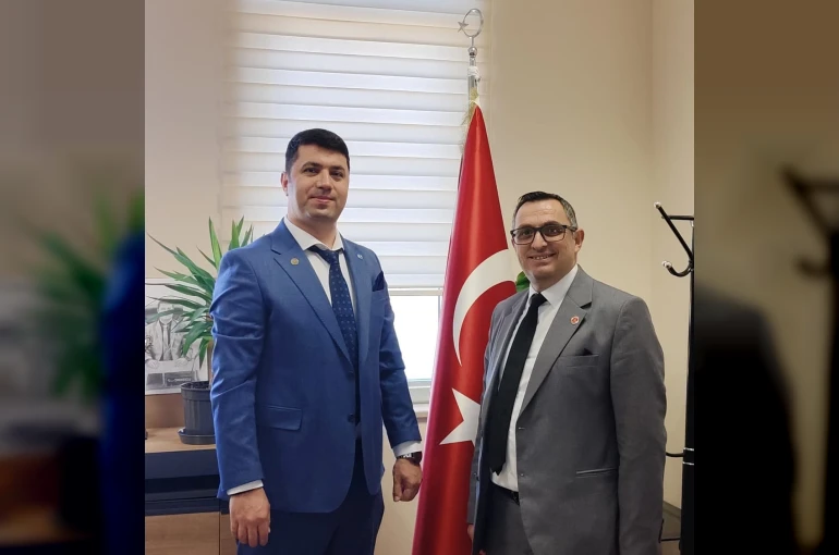 Gemlik’te muhtarlık seçimleri için listeler asıldı
