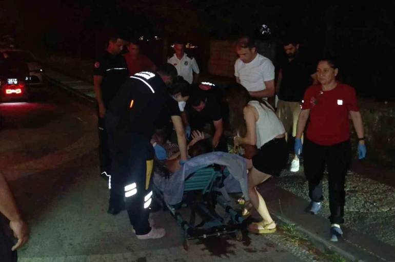 Genç kadının mazgala sıkışan ayağı itfaiye ekibi sayesinde kurtarıldı