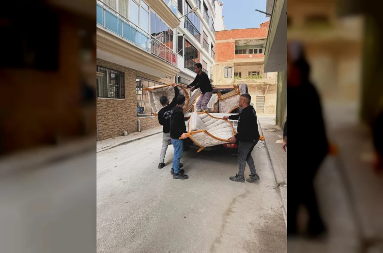 Germencik Belediyesi’nin ihtiyaç sahiplerine eşya desteği sürüyor