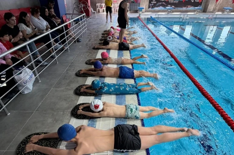 Germencik Yüzme Havuzu açıldı