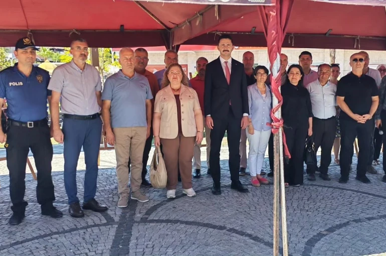 Germencik’te 15 Temmuz fotoğraf sergisi açıldı