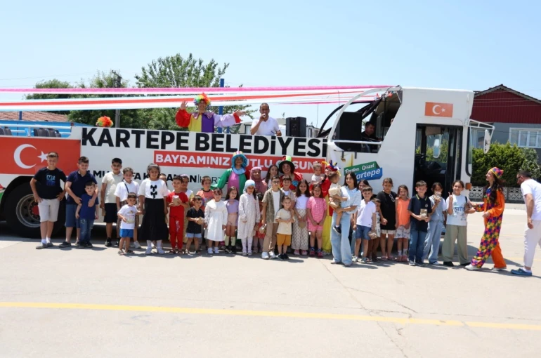 Gezici bayram otobüsü Kartepe’de çocuklarla buluşacak