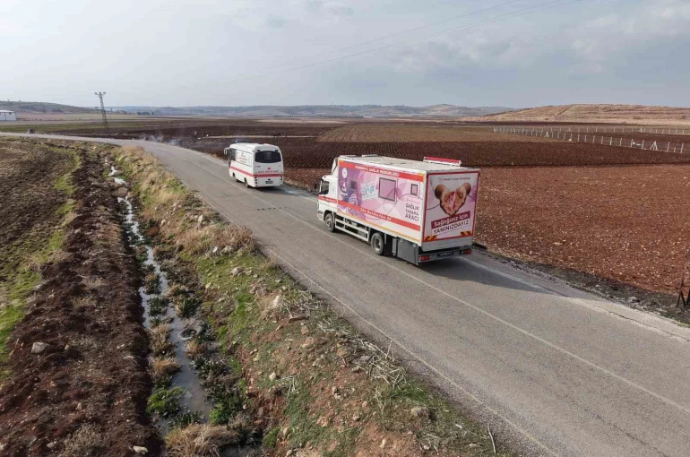Gezici mobil mamografi aracı Midyat’ta kanser taramalarını vatandaşların ayağına götürdü