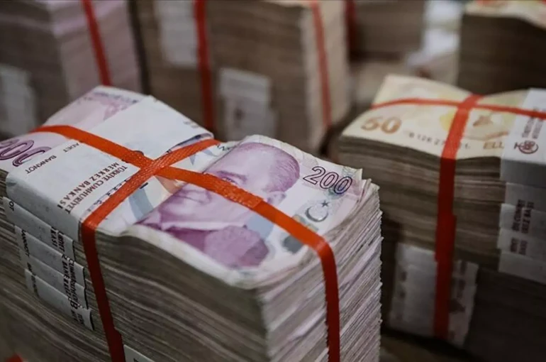 GİB'den mükelleflere uyarı: Beyanname sistemleri 3 gün hizmet vermeyecek