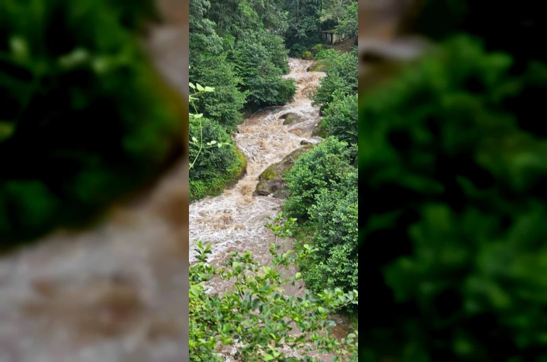 Giresun’da anne ile 2 kızı sel sularına kapıldı