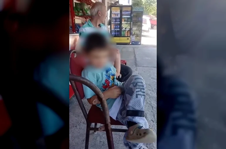Giresun’da çocuğu sigara ve alkole özendirdiği iddia edilen şahıs gözaltına alındı