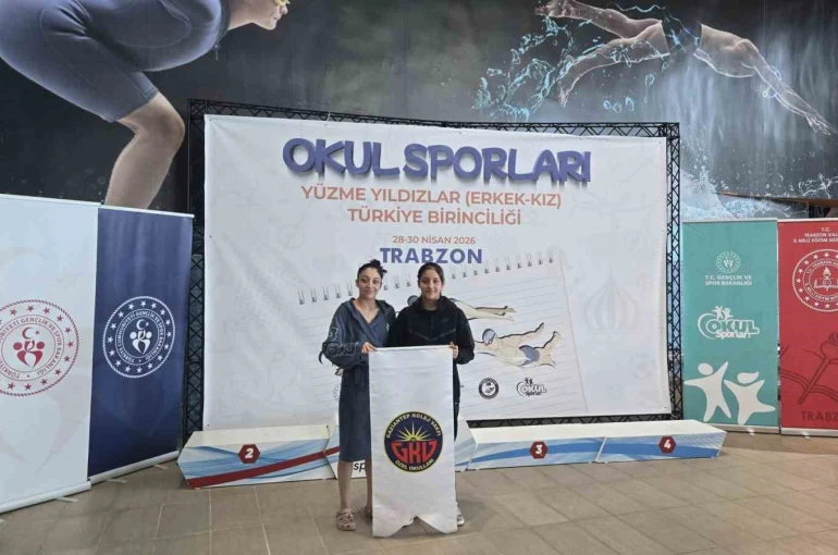 GKV’li Kont kardeşlerden Türkiye yüzme başarısı