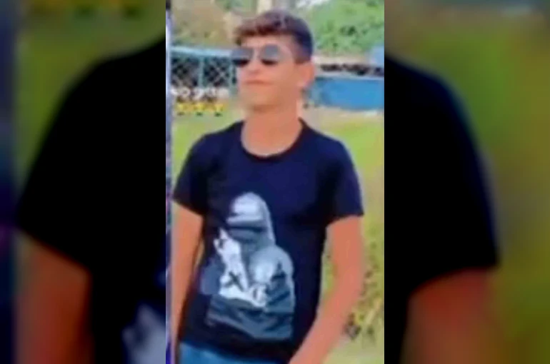 Göçükte hayatını kaybeden 2 çocuk işçi defnedildi