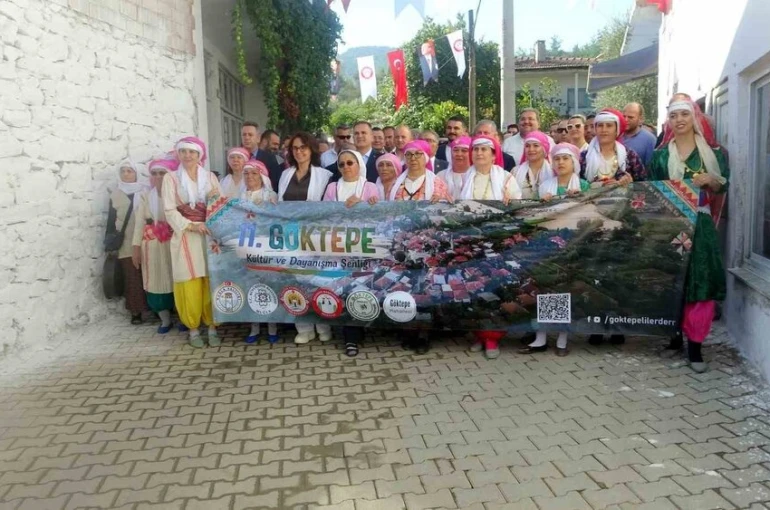 Göktepe Dayanışma ve Kültür festivali kortej yürüyüşüyle başladı