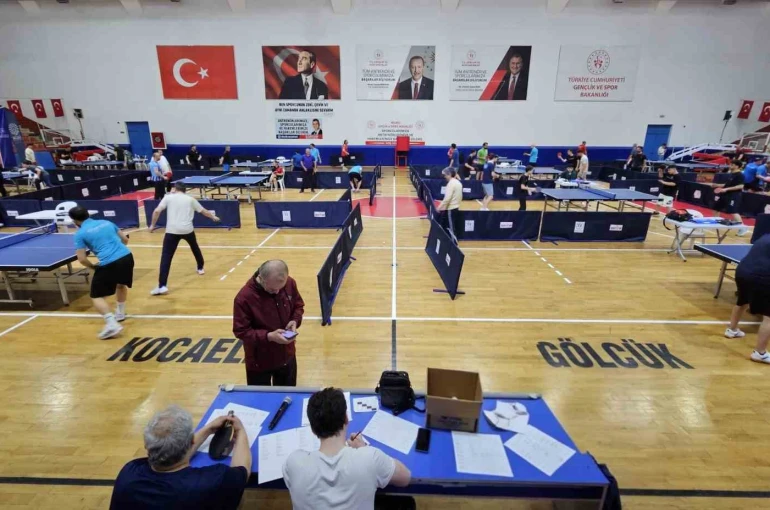 Gölcük’te masa tenisi heyecanı