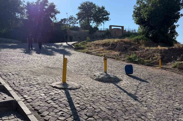 Görünmez zincir sürücülere tuzak oldu