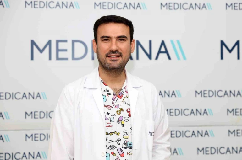 Göz kuruluğu ve göz hastalıklarında lazer tedavi yöntemleri önemli