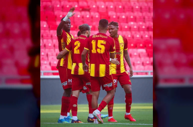 Göztepe yaş ortalamasıyla dikkat çekiyor 
