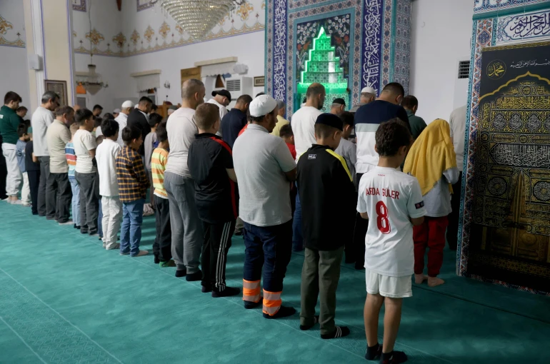 “Güle Oynaya Camiye Gel” coşkuya sahne oluyor