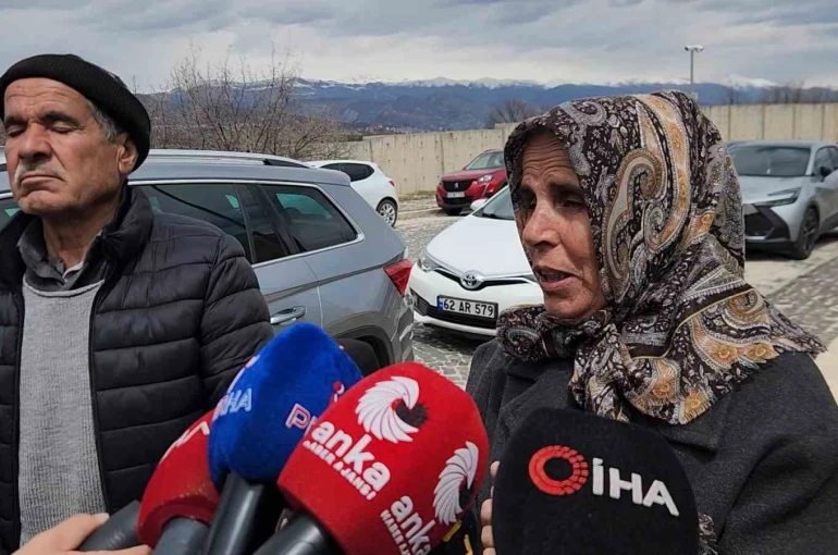 Gülistan Doku’nun ailesinden adliye önünde açıklama: "6 yıldır biz biliyoruz. Ne gündüzümüz gündüz, ne gecemiz gece"