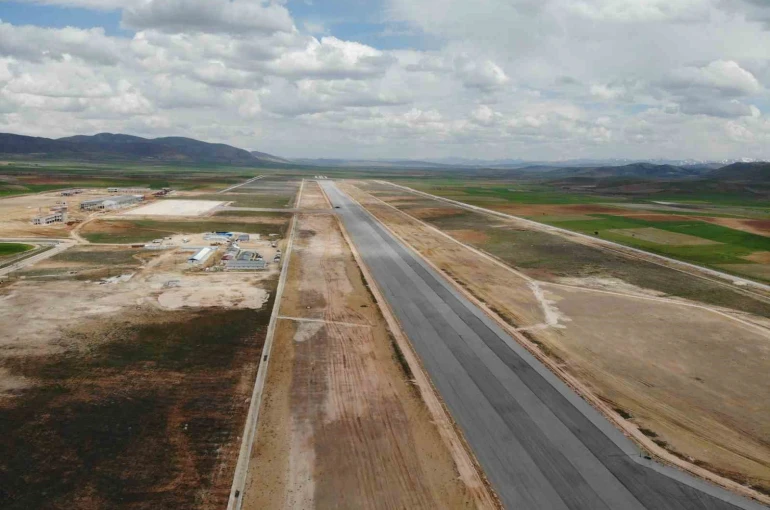Gümüşhane-Bayburt Havalimanı’nda çalışmalar sürüyor