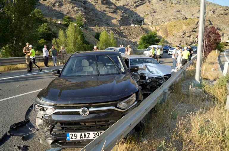 Gümüşhane’de zincirleme kaza: 1 yaralı