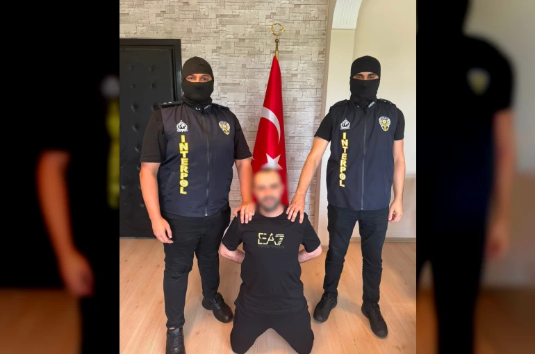 Gürcistan, 2 organize suç örgütü elebaşını Türkiye’ye iade etti 