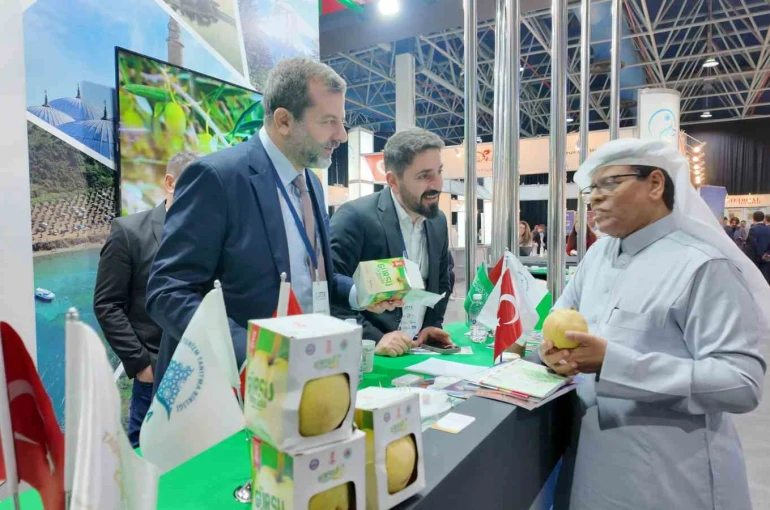 Gürsu armudu Cidde Turizm Fuarı’nda