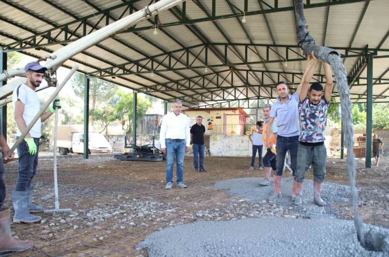 Güzelköy Mahallesi modern sosyal alana kavuşuyor