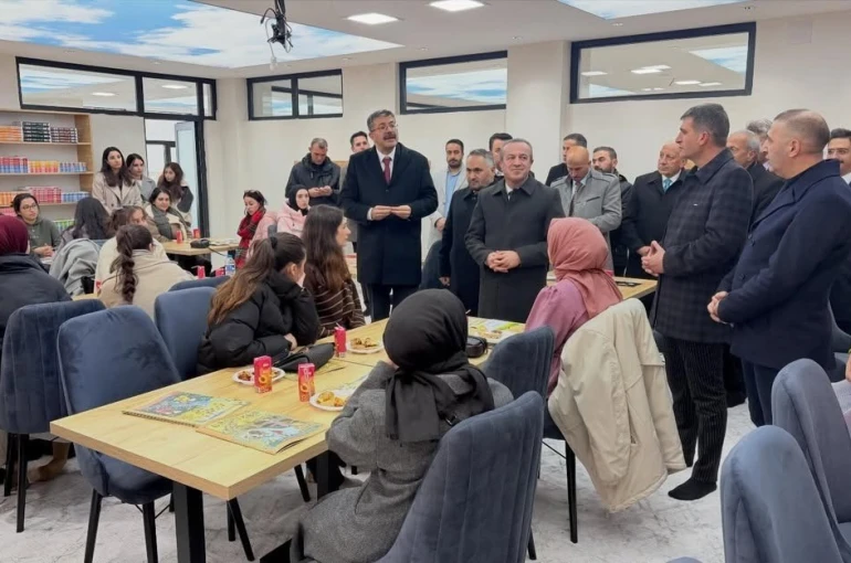 H. Sait Camii Gençlik Merkezi Etüt Salonu hizmete açıldı