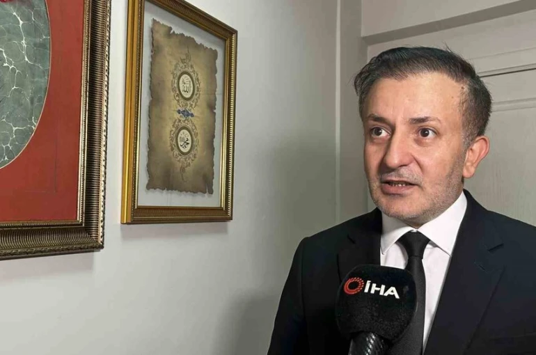 Hac ve Umre Seyahat Acentaları Derneğinden "Bireysel umre hizmeti veren dolandırıcılara inanmayın" uyarısı
