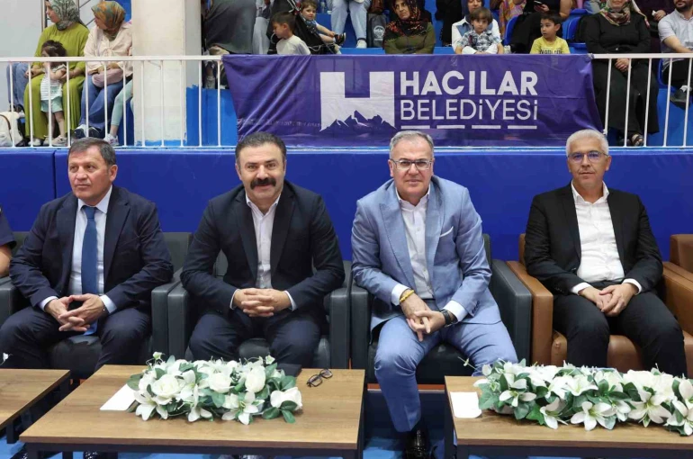 Hacılar’da yaz spor okulları coşkuyla açıldı
