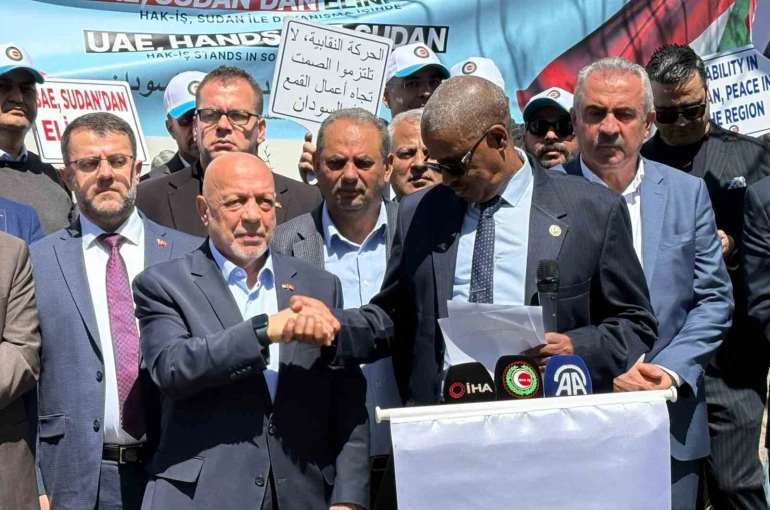 HAK-İŞ’ten Sudan ile dayanışma eylemi 