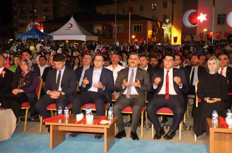Hakkari 15 Temmuz’da tek yürek oldu
