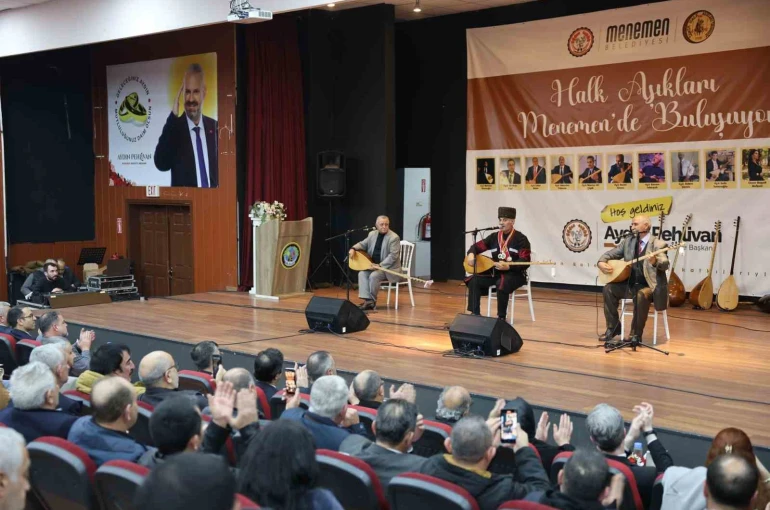 Halk aşıklarından Menemen’de kültür ziyafeti
