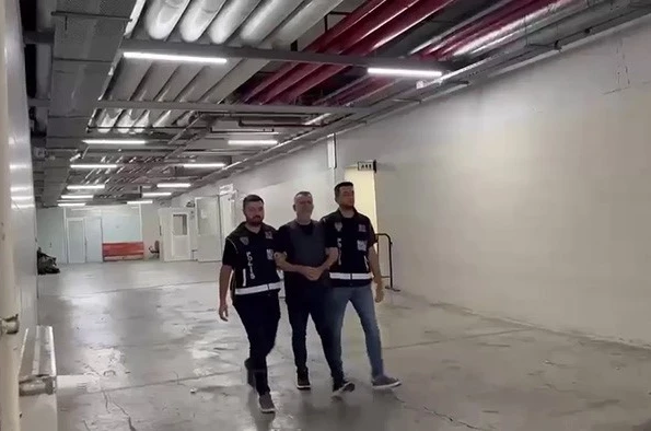 Haluk Levent’in elleri kelepçeli görüntüsü ortaya çıktı 