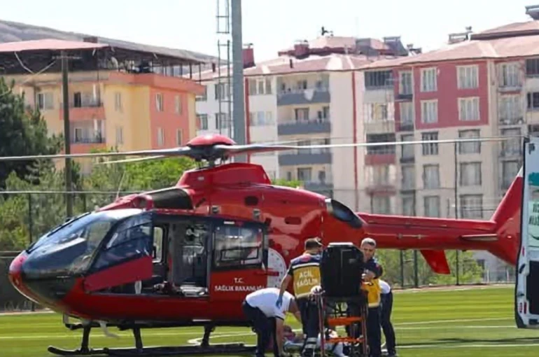 Hava ambulansı 7 aylık bebek için havalandı