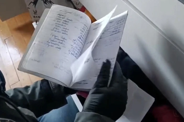 Hayali araç satışıyla tefecilik yaptığı iddia edilen 8 şüpheli gözaltına alındı