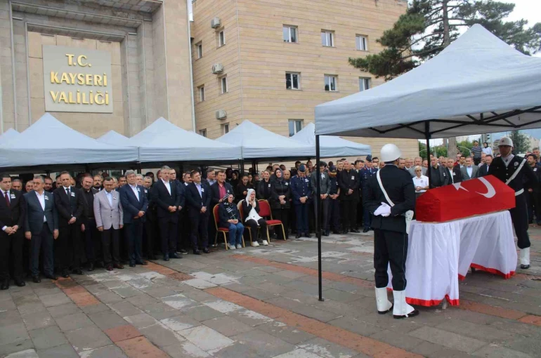 Hayatını kaybeden Vali Yardımcısı Esmer için tören düzenlendi