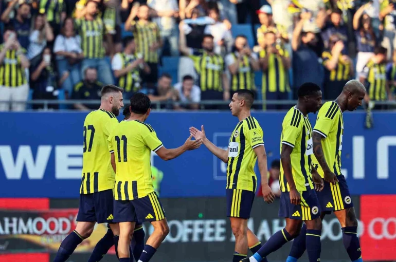 Hazırlık maçı: Fenerbahçe 4 - Pogon Szczecin: 0