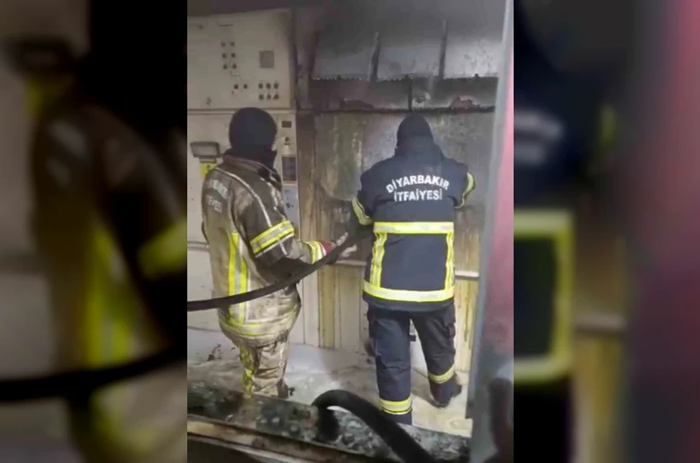 HES’teki yangın itfaiye ekiplerince söndürüldü