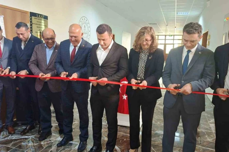 Hisarcık vergi dairesi hizmete açıldı