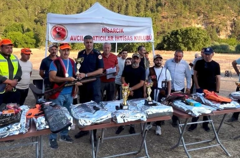 Hisarcık’ta atış yarışması düzenlendi