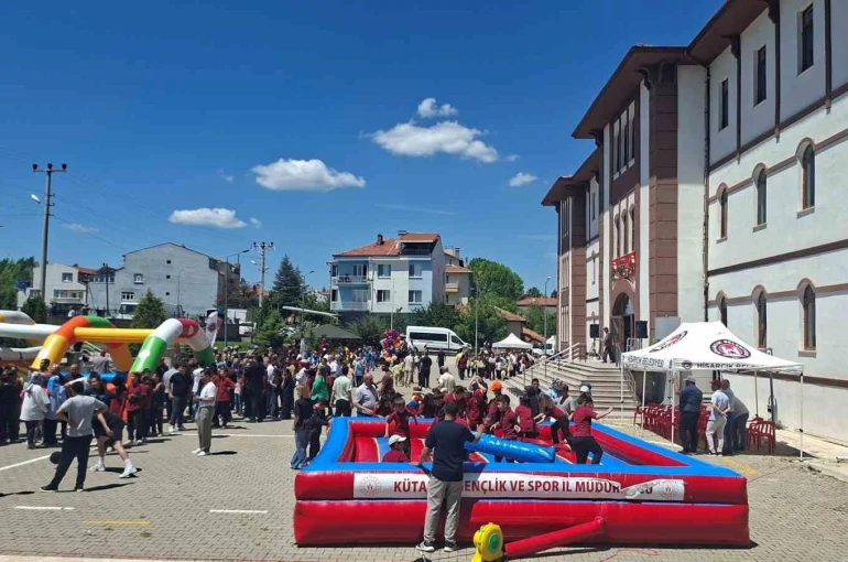 Hisarcık’ta "Spor Her Yerde" etkinliği coşkuyla gerçekleştirildi