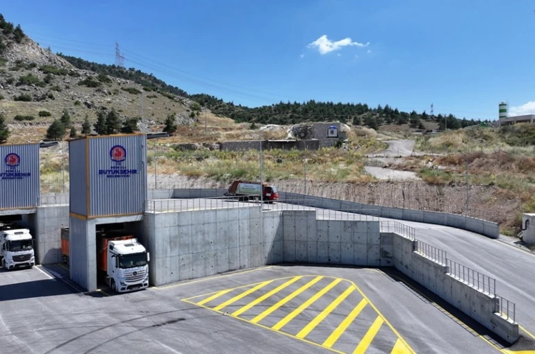 Honaz Katı Atık Aktarma İstasyonu tam kapasiteyle hizmete girdi