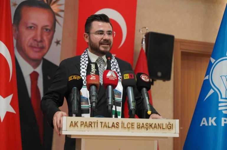 Hüseyin Okandan: "Ayşe Böhürler, bu şehrin vicdanını temsil etmektedir ve Kayseri isminin dahi yanlış yazılmasına sessiz kalacak biri değildir"