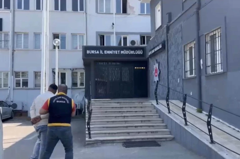 Husumetlisine sokak ortasında kurşun yağdırmıştı, 1 saat geçmeden yakalandı