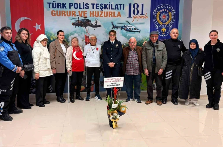 Huzurevi sakinlerinden emniyete anlamlı ziyaret