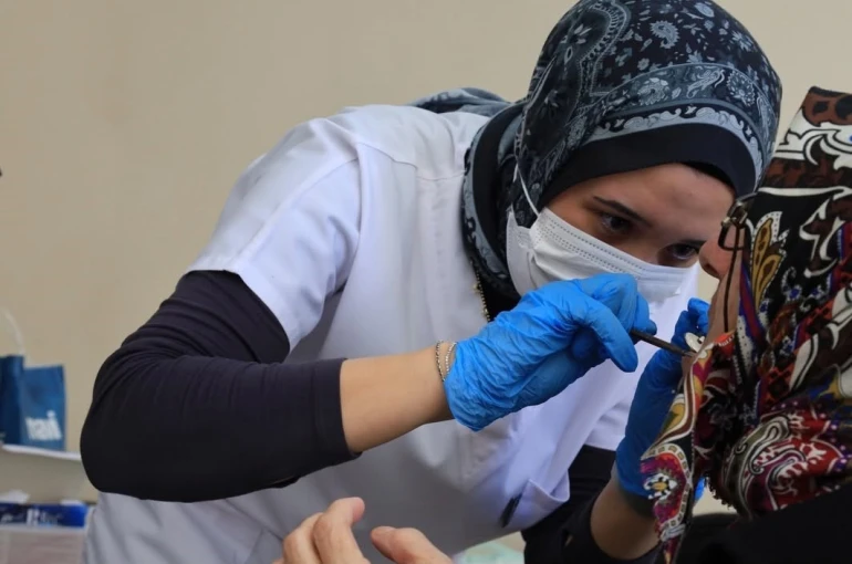 Huzurevi sakinlerine ağız ve diş sağlığı taraması yapıldı