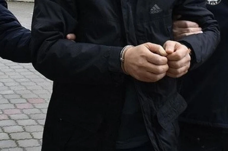 İstanbul’da FETÖ operasyonunda gözaltına alınan 5 doktor tutuklandı