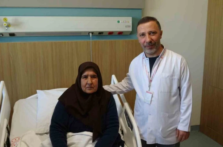 İç organlarının ters tarafta olduğunu 66 yıl sonra öğrendi