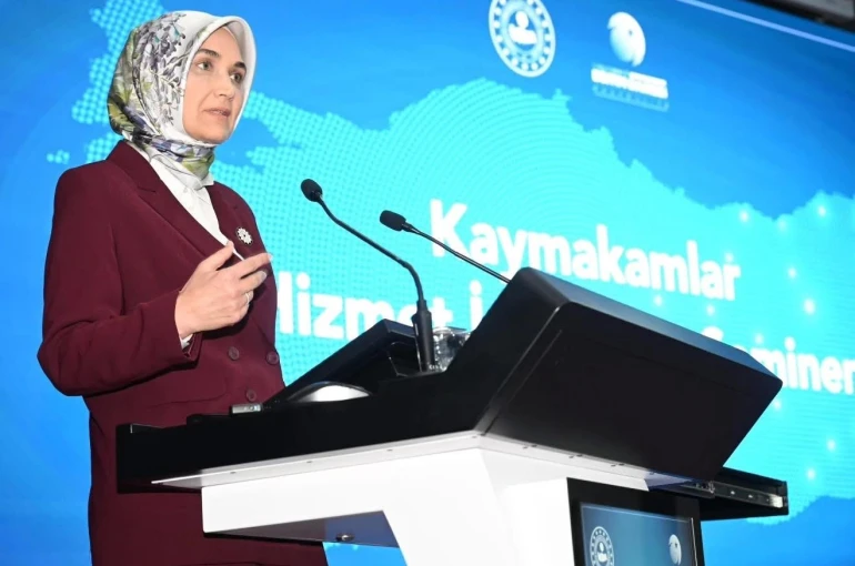 İçişleri Bakan Yardımcısı Kübra Güran Yiğitbaşı, kaymakamlarla buluştu